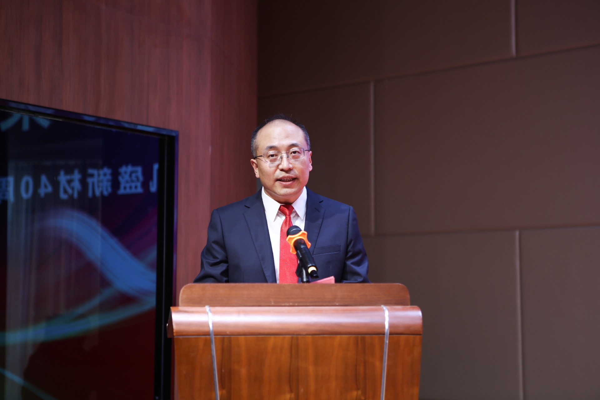 凝心聚力·風(fēng)雨同舟 凱盛新材40年周年慶及人物頒獎表彰大會圓滿舉行
